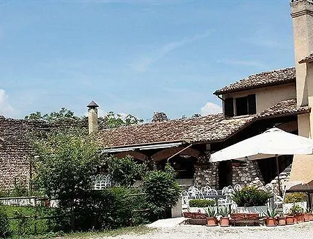 Bed & Breakfast Antico Borgo Castellaro (Lombardy)