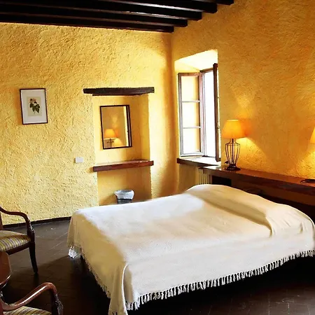 Bed & Breakfast Antico Borgo 2*