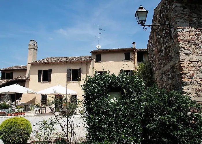 Antico Borgo Bed & Breakfast 2*