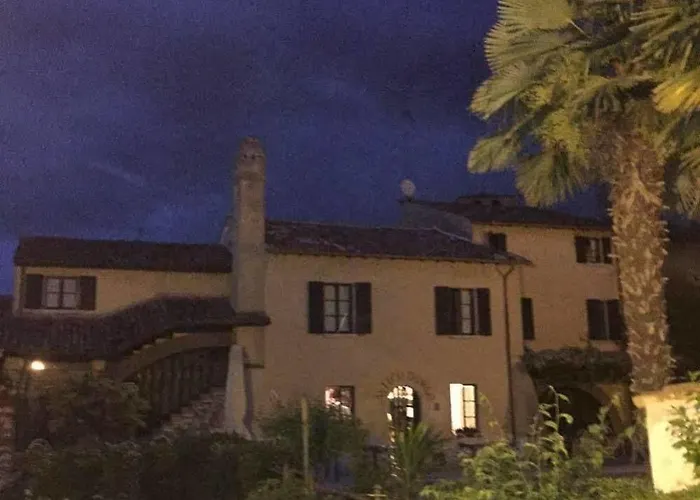 Antico Borgo Bed & Breakfast 2*
